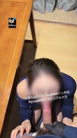 探妻Azu肉臀果儿 当看着自己曾经敬重的老师 在胯下吃着自己的大鸡巴 主动吞精那一刻 人生就算是值得了 截图8