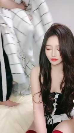 校花女神被干了~【大鸭梨】多场啪啪~狂射！无毛白虎，馒头逼，美艳动人精彩！ 截图3