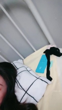 校花女神被干了~【大鸭梨】多场啪啪~狂射！无毛白虎，馒头逼，美艳动人精彩！ 截图10