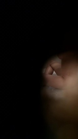 技术控缝隙洞中偷拍暗恋三年的女神洗澡，奶子太诱人了，好几次都想冲进去把她奸了 截图7