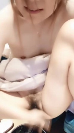 高颜值美女主播 按摩店和炮友啪啪秀 口交 口活不错 女上位 后入各种姿势操逼秀 内射 非常精彩 截图14