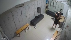 舞蹈班《监控破解》偷拍多位美女学员后台换衣服 截图16