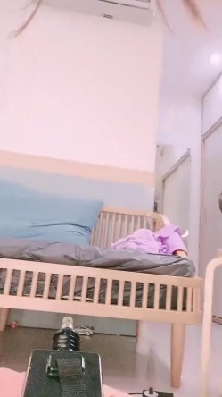 嫩妹校花级暑假下海美妙酮体炮机狂操后庭 截图7