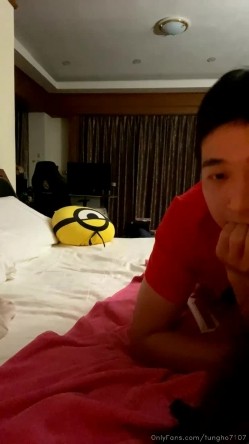 泡良大神性爱救火队「偷妳Tony」OF日常约炮露脸私拍 众多良家学生模特网红拜倒在炮王牛仔裤下 截图14