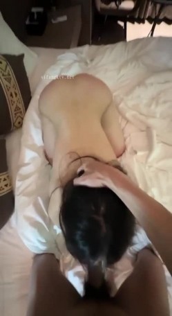 三月最新泄密流出约炮大神 ️华东最帅的男人 ️酒店约炮淫乱双飞约炮各种学生妹 截图15