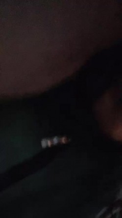 【京鱼儿】19岁童颜巨乳少女 各种服装 道具自慰 20小时，超大合集 截图4