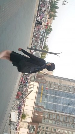 【精品CD】牛人大神尾随抄底 ️极品反差气质妹子，外表清纯，内心闷骚，超诱惑情趣吊带丁字裤 截图10