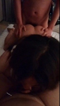 顶级SDOM调教大神【DragonLLLLLL】调教超多高颜值女神 抓着头发强奸式轮流爆插 女神背地里被调教成精厕 截图9