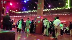 昆明舞厅内的淫乱 抓奶抠逼爱情就从舞厅开始 站炮偷情摸奶炮 性乱爆炸篇 截图13