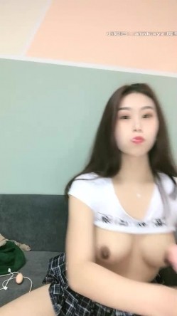 小圆黎央惠骚气牙套妹情趣女仆装开档肉丝道具自慰，毛毛浓密近距离特写假屌抽插上位骑坐 截图15