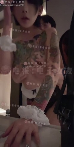 抖音极品反差网红『mo你别哭』1314高价视频第四弹，188cm巨乳模特 超高颜值符文战士 绝顶口活性爱啪啪 截图11