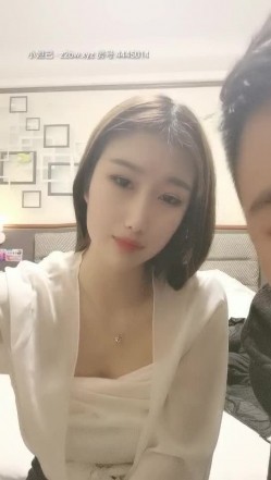 美女运超棒约炮大神【户外吴彦祖】约炮高颜值御姐酒店玩大冒险 玩到嗨时脱衣开操 无套啪啪 高清源码录制 截图8