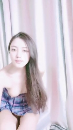 劳动节极品女神良心主播，镜头前打飞机，口交深喉，角度超多拍摄口爆 截图16