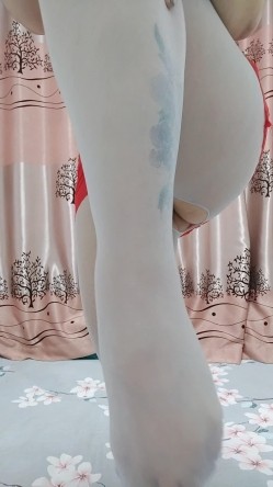 火爆全网极品露脸人妻熟女，肚皮舞老师【柏X彤】绝密私拍，肤白奶大肥臀裸舞啪啪，相当炸裂 截图1