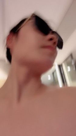 颜值神似明星脸气质很诱惑 全裸身材秀巨乳骚逼诱人撸爆蛋 截图10