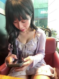 ️sp站极品熟女【yourkeer】穿着开档丝袜在户外商场厕所大胆诱惑自慰骚出天际 截图11