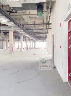 推特顶级NTR绿帽奴【小气质夫妇】绝版私拍，露出爱好者绿帽成瘾老公情人三人行其乐融融 截图14