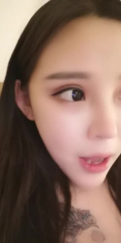 露脸才是王道，娇喘小婊妹性爱前的预热，摸奶子漏逼口交大鸡巴，被小哥哥多姿势爆草，射在小嘴里表情好骚 截图15
