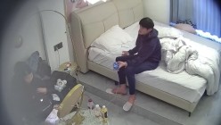 酒店偷拍连续3天入住的年轻情侣古灵精怪的双马尾可爱甜妹被男友不分日夜操了几次 截图13