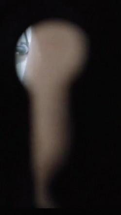 真实偷窥漂亮嫂子洗香香 终于逮到机会看到了嫂子的酮体 貌似奶子小了一丢丢 洗澡时要按摩一下胸部 截图10