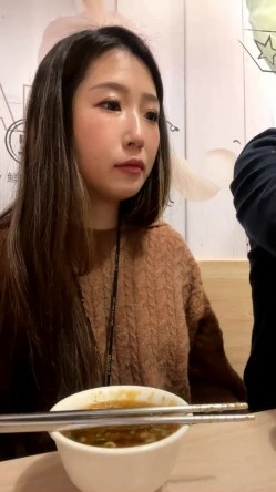 台湾泡良大神性爱救火队「xinyimark」OF日常约炮露脸私拍 众多良家学生模特网红拜倒在炮王牛仔裤下 截图7