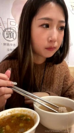 台湾泡良大神性爱救火队「xinyimark」OF日常约炮露脸私拍 众多良家学生模特网红拜倒在炮王牛仔裤下 截图14