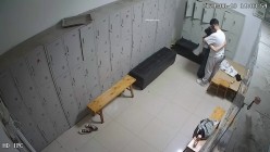 舞蹈班《监控破解》偷拍多位美女学员后台换衣服 截图15