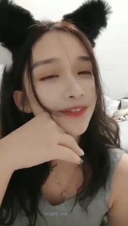 极品高颜冷艳御姐，反差小妈感女主播「金刚护撸娃」「小奶猫」激情淫语撩骚，和姐妹下海大秀，互舔互口假鸡巴互插 截图3
