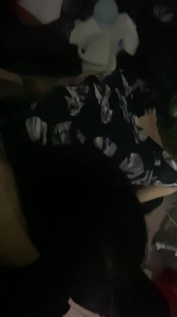 真实反差学生妹，才艺美少女【小童叹气 】纯天然坚挺大奶，一线天粉鲍，全裸弹吉他，道具自慰~炸裂 截图13