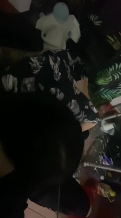 真实反差学生妹，才艺美少女【小童叹气 】纯天然坚挺大奶，一线天粉鲍，全裸弹吉他，道具自慰~炸裂 截图16