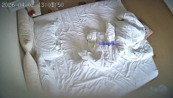 酒店偷拍模特身材气质眼镜美女让精牛男友一炮接一炮干得欲仙欲死表情销魂 截图16
