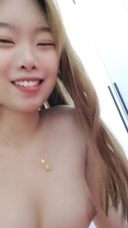 超级可爱内裤，高挑妹子，客厅热舞，鸡鸡小的可怜，口硬再说 女上位打桩起来 截图13