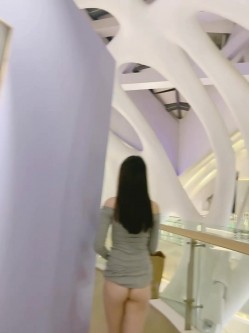 极限公众场所露出 ️极品白虎女神『露娜娜』户外人前各场所露出 勾引陌生人全裸啪啪 高清私拍 截图15