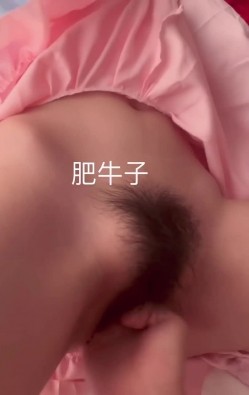 最新性爱泄密 高价自购 调教一条学生淫母狗『肥牛子』年费会员私拍流出 JK制服美女各种玩操 高清720P版 截图1