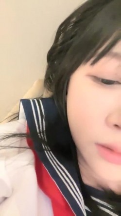 抖音网红女神，【京鱼儿】，19岁KJ少女，童颜巨乳，颜值高身材好，被土豪舍弃后回归主页，越来越懂男人了 截图8