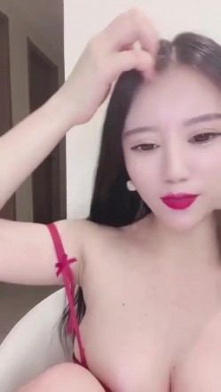 初夏蜜桔丰满绿播-温洵呀 私下1V1全脸揉巨乳道具自慰高潮 截图2