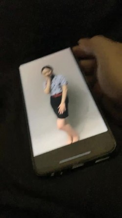 【模特摄影师】，女神节特供，真正空姐私拍，在线售卖，餐厅露出，无套性爱，土豪专属玩物 截图2