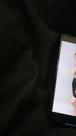 【模特摄影师】，女神节特供，真正空姐私拍，在线售卖，餐厅露出，无套性爱，土豪专属玩物 截图13