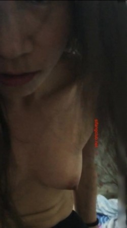 百度云精品流出 从女友到人妻极品小少妇啪啪视频 太骚了开档黑丝十分诱惑女上位是真的骚 截图6