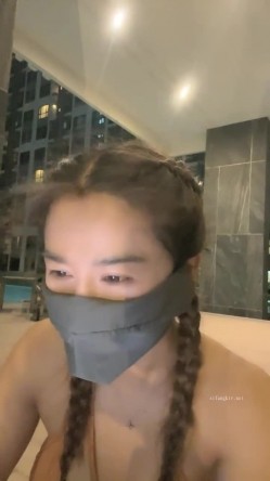 重磅，火爆健身尤物，【健身桃桃】，高端场会牛郎嗑药操喷，欲望得到了充分释放，水不停，被操的高潮好多次 截图7