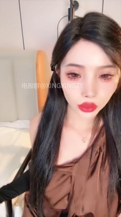 现实版妲己【白熙】福利视频 魔鬼身材油亮丝袜绝美白虎销魂口舌自慰爆插狂喷 截图7