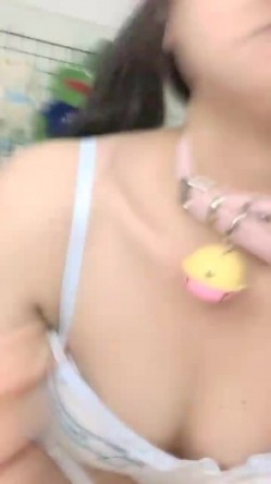 在校女大学生，【波波涩涩】，这个岁数看起来好小，含苞待放的小花骨朵，青涩，少女的逼无需多言，美爆了 截图12
