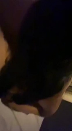 大神金三角叫高端外援美女，脸蛋身材了得，简短英语交流，这妞骑乘功夫很熘呀，坐得大神好爽劲！ 截图12