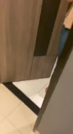 大神金三角叫高端外援美女，脸蛋身材了得，简短英语交流，这妞骑乘功夫很熘呀，坐得大神好爽劲！ 截图16