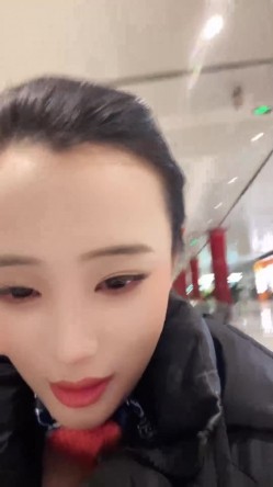 【小鱼糕冷】巨乳空姐~! 机场直播~跳蛋自慰~与肥猪男啪啪 截图6