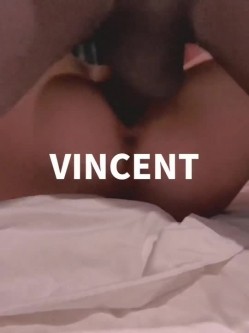 顶级绿帽淫妻大神【vincentxxbb】淫乱群P小娇妻，直击顶级淫乱现场！超淫乱对白，相当震撼 截图5