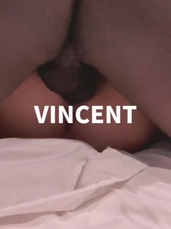 顶级绿帽淫妻大神【vincentxxbb】淫乱群P小娇妻，直击顶级淫乱现场！超淫乱对白，相当震撼 截图8