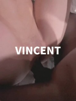 顶级绿帽淫妻大神【vincentxxbb】淫乱群P小娇妻，直击顶级淫乱现场！超淫乱对白，相当震撼 截图15