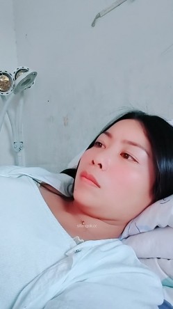 【农村骚娘们儿】贵在真实农村超骚御姐户外露出真空跳蛋自慰掰穴展示跳蛋震穴超级带劲 截图5