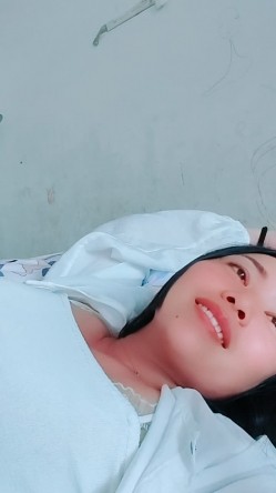 【农村骚娘们儿】贵在真实农村超骚御姐户外露出真空跳蛋自慰掰穴展示跳蛋震穴超级带劲 截图9